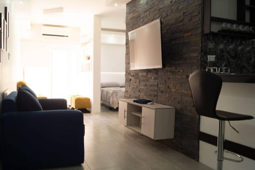Remodeled Studio Apt In Guayaquil Centro W A View Экстерьер фото